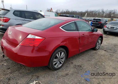 2010 Honda Accord Lx z USA, uszkodzony, nr VIN 1HGCS1B36AA001039